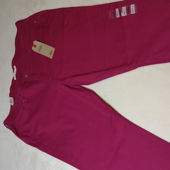 Levi's 414 Classic Straight Raspberry NWT Jeans - Picture 11 of 12
